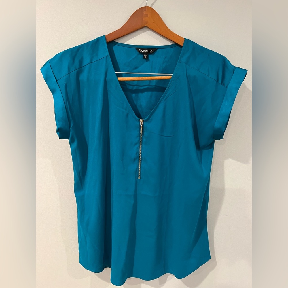 COPY - EXPRESS Size Large Turquoise Blouse